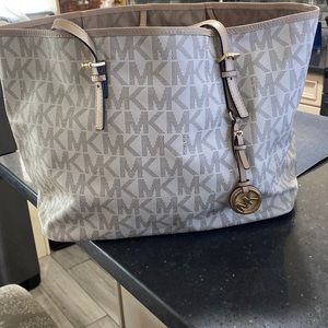Michel Kors signature tote